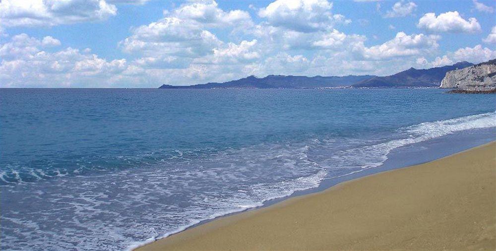 Hotel Santa Maria Finale Ligure Eksteriør billede